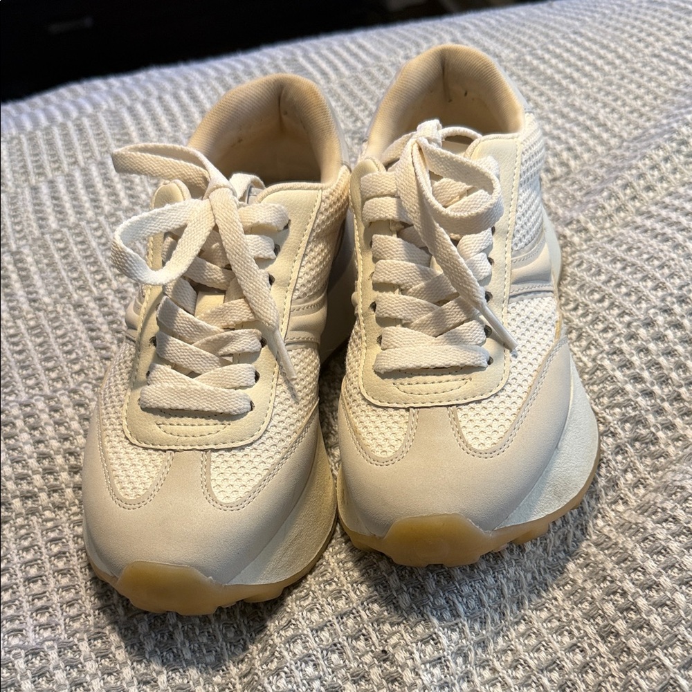 Zara Cream Sneakers